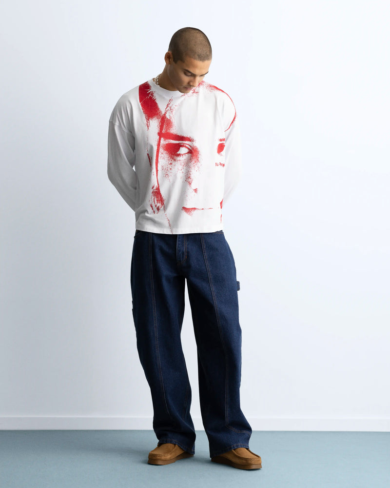 Side-Eye Long-Sleeve Tee